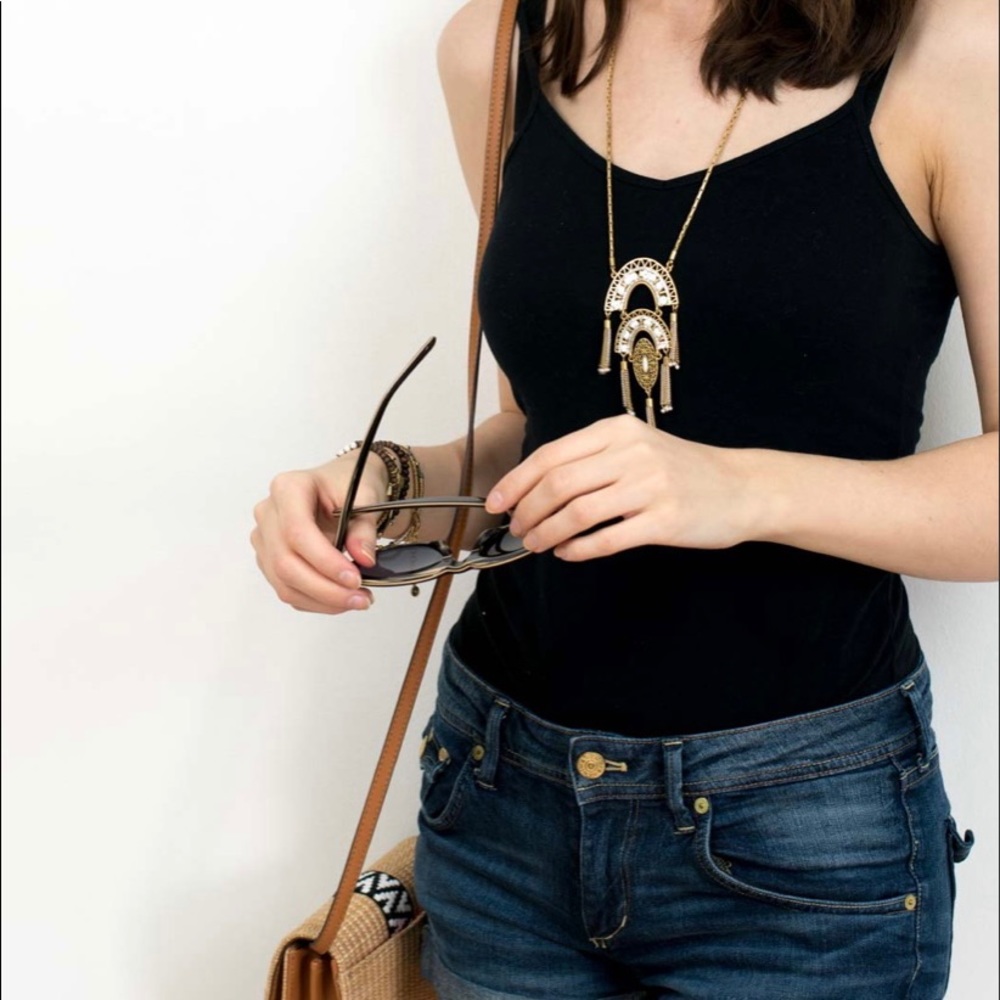 Stella and Dot pendent